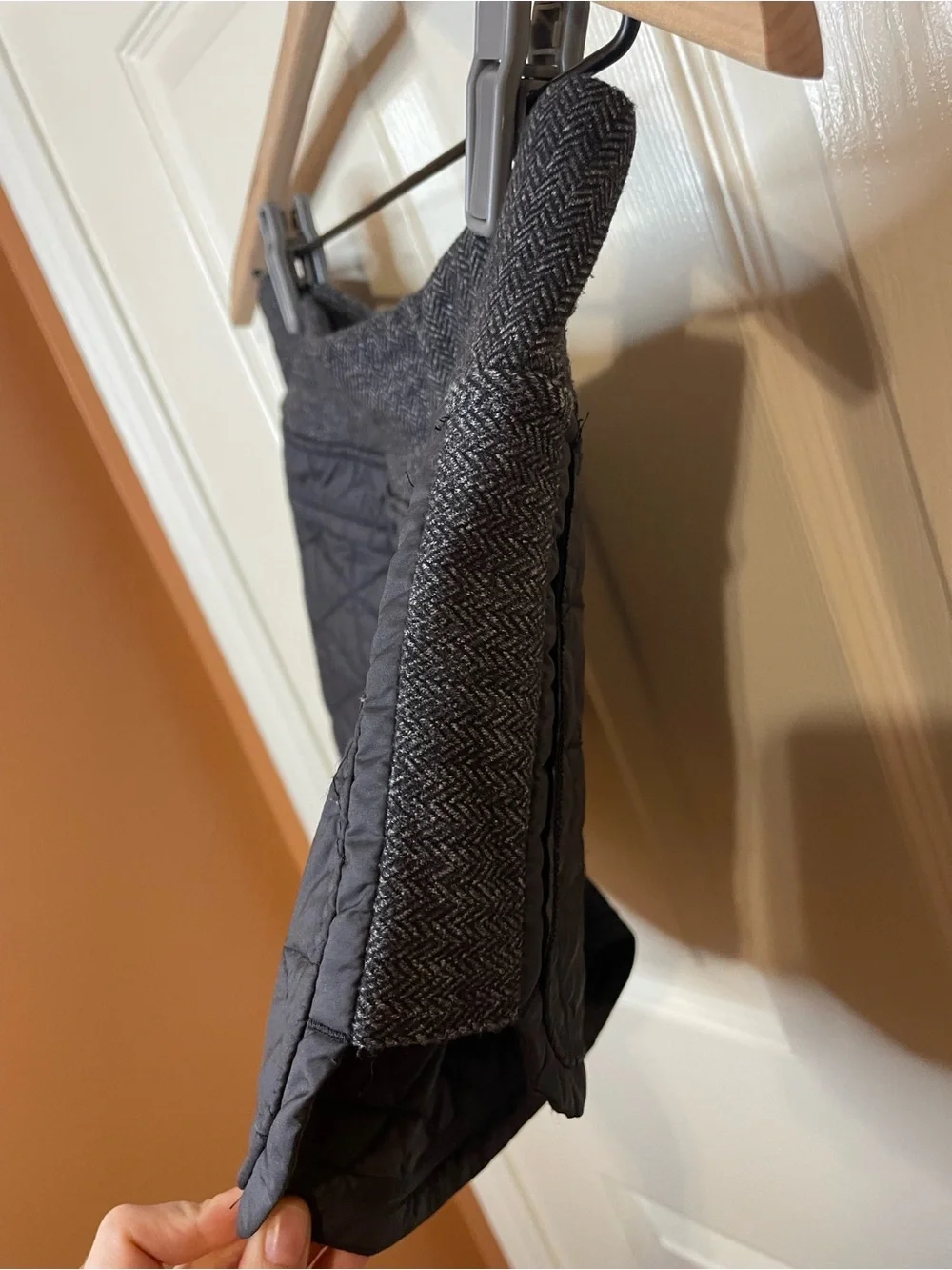 Lululemon Hot Cheeks Shorts in Black Heathered Herringbone Size 4